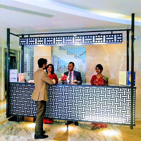 Grace 21 Smart Hotel Dhaka Bagian luar foto