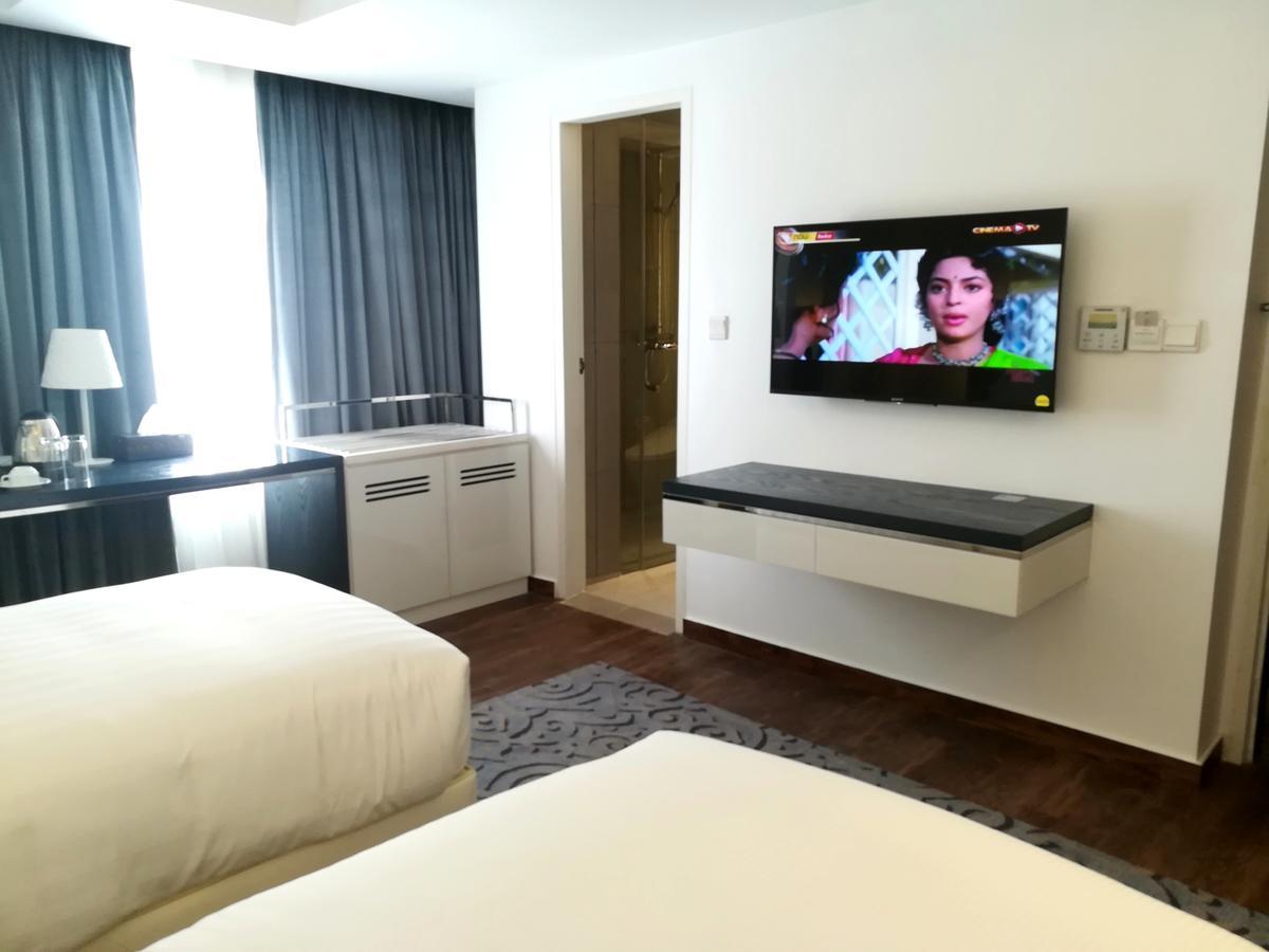 Grace 21 Smart Hotel Dhaka Bagian luar foto