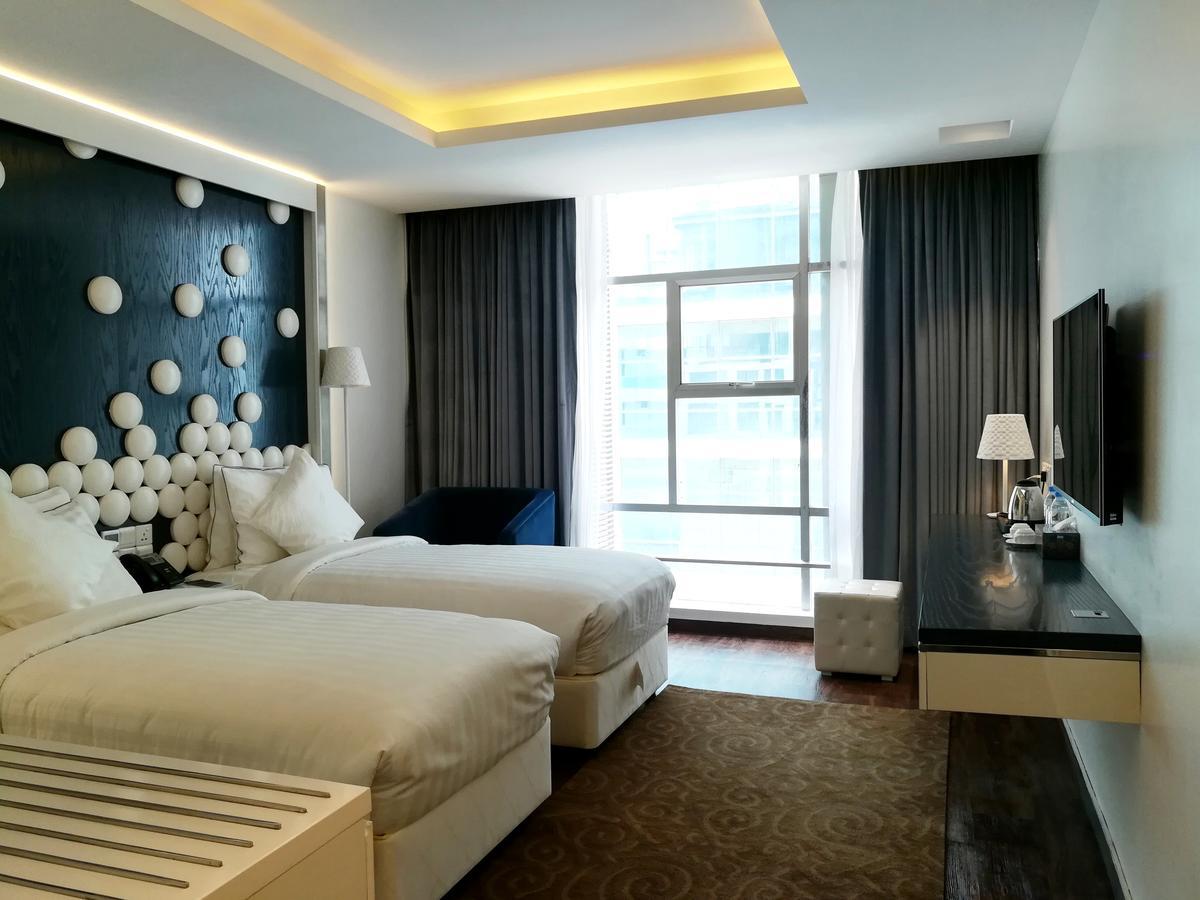 Grace 21 Smart Hotel Dhaka Bagian luar foto