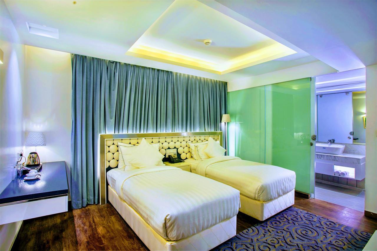 Grace 21 Smart Hotel Dhaka Bagian luar foto