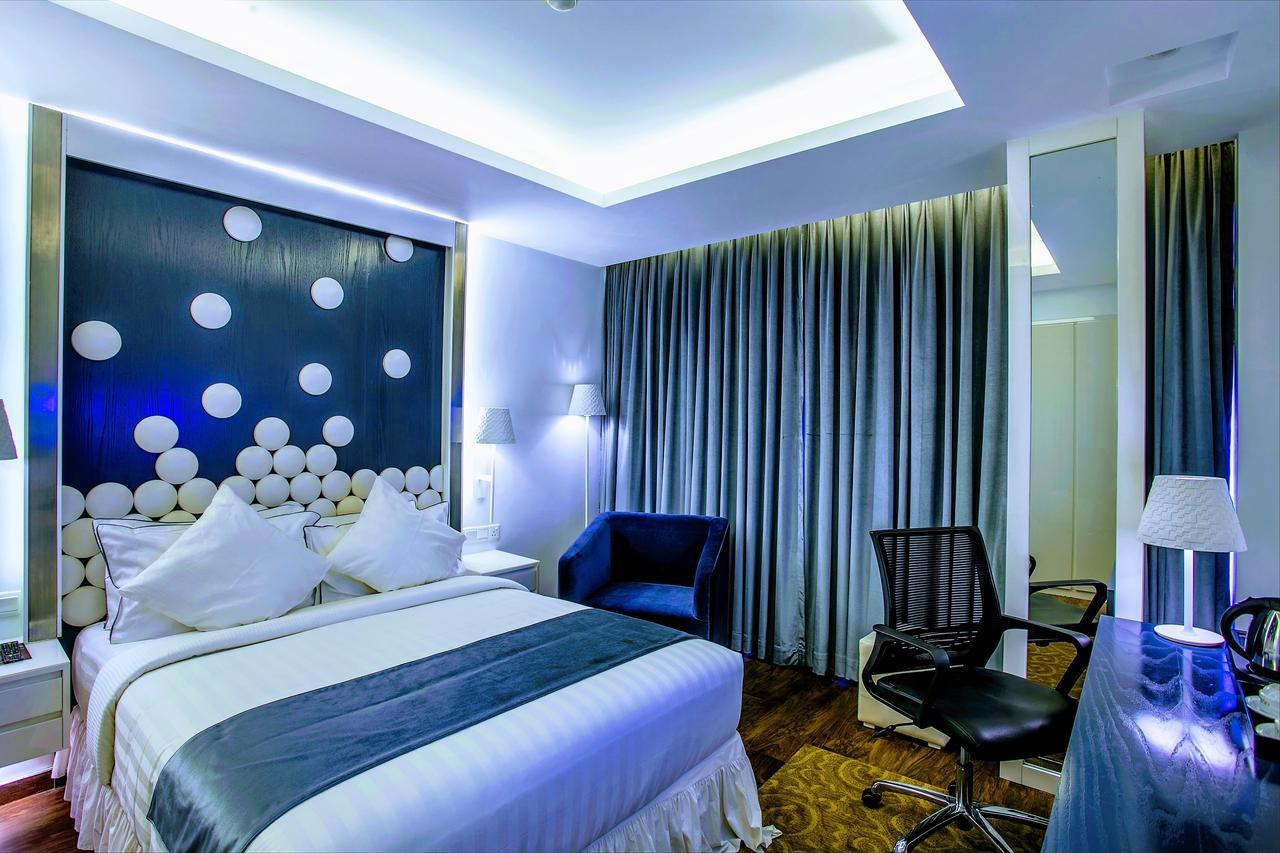 Grace 21 Smart Hotel Dhaka Bagian luar foto