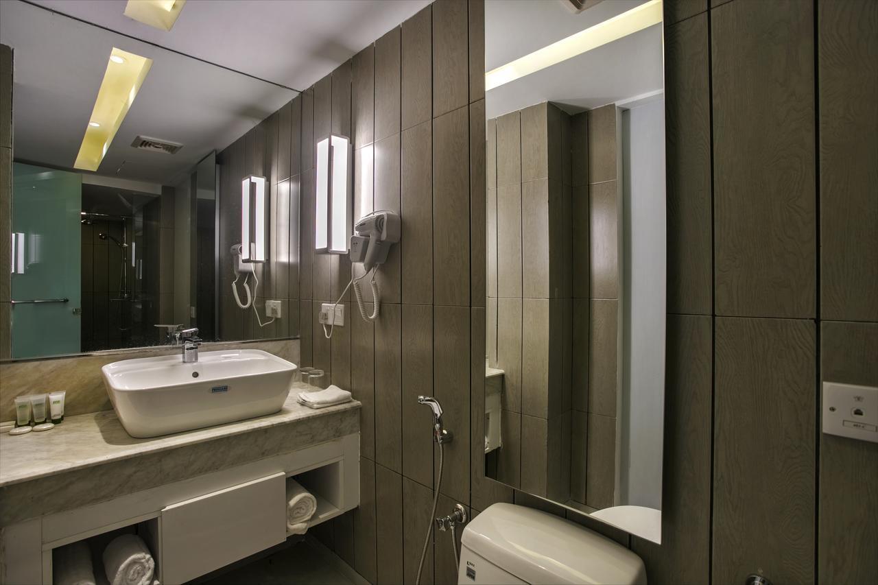 Grace 21 Smart Hotel Dhaka Bagian luar foto