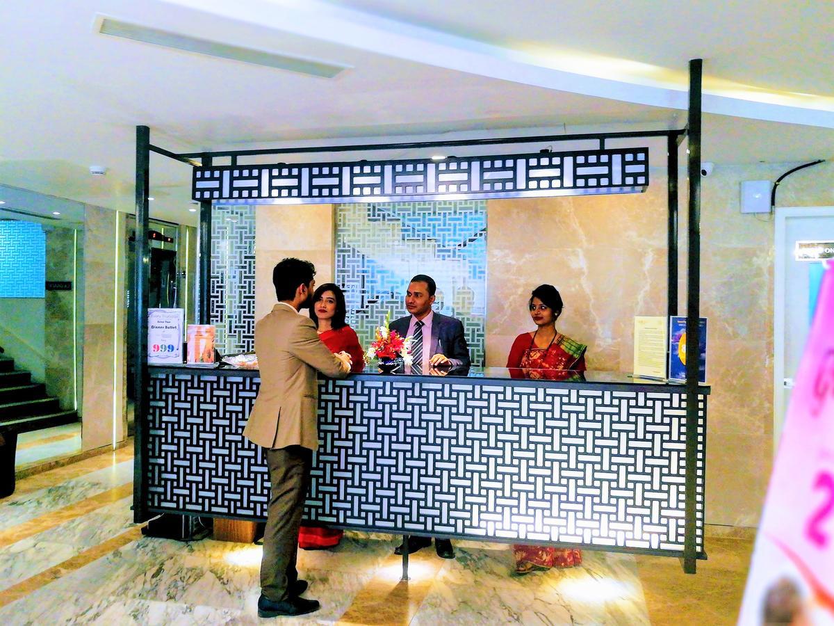 Grace 21 Smart Hotel Dhaka Bagian luar foto